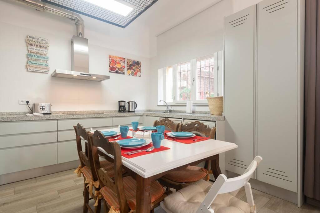 Ferienwohnung Precioso Piso En Paseo De La Bomba Free Parking Granada Exterior foto